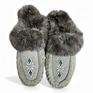 Vintage Gray Suede Fur Trim Beaded Moccasin Slippers
